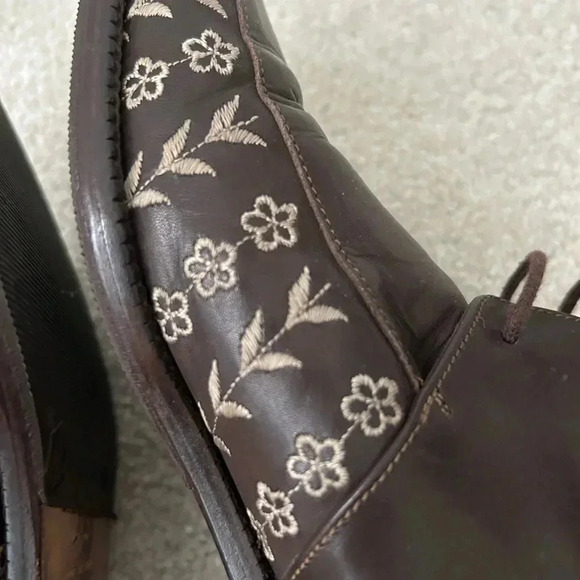 Ixos Italian Brown Leather  Lace Up Minimalist Academia Ankle Boot embroidered - Picture 11 of 14